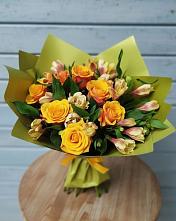 Букет цветов из:  Альстромерии и Розы в Дубровский