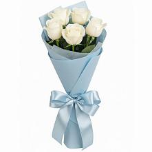 Букет 5 Белых роз Проуд в Дубровский