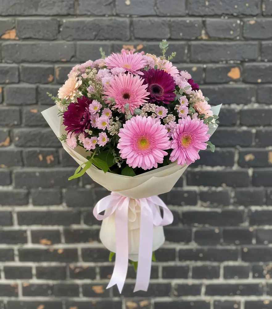 Букет цветов из: Герберы и Хризантемы в Дубровский