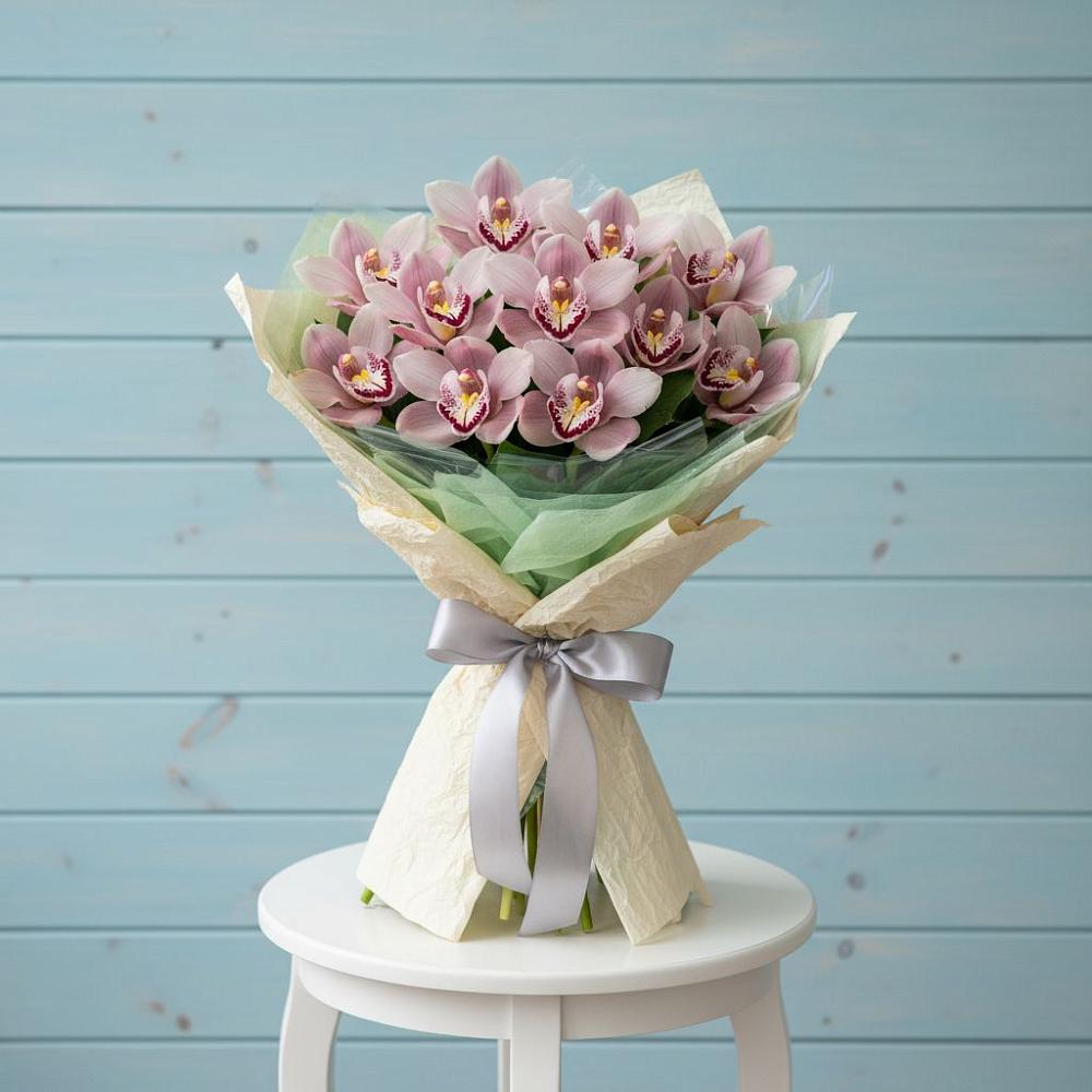 Букет цветов из: Орхидеи и Розы в Дубровский