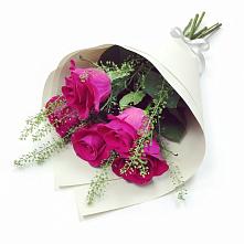 Букет цветов из:  Розы в Дубровский