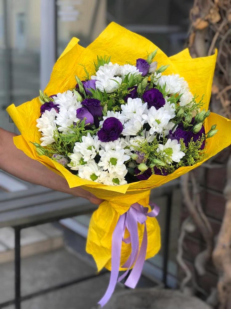 Букет цветов из: Ирисы, Хризантемы и Ромашки в Дубровский