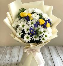 Букет цветов из:  Ирисы, Хризантемы и Розы #REPLACE_PRED# Дубровский