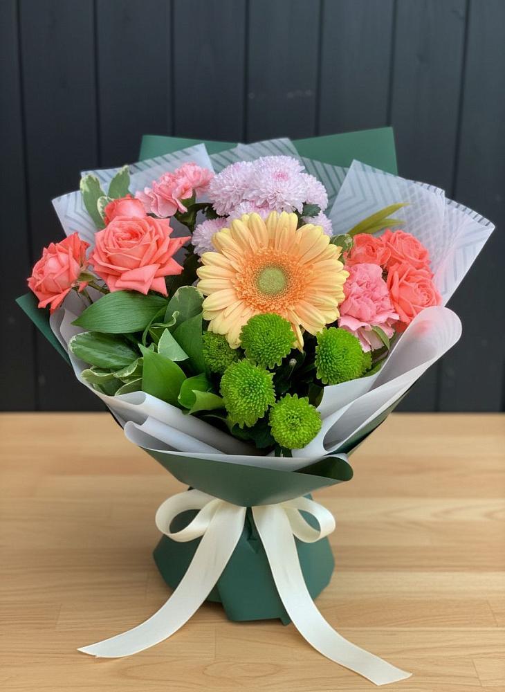 Букет цветов из: Гвоздики, Розы, Герберы и Хризантемы в Дубровский
