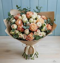 Букет цветов из:  Альстромерии и Розы в Дубровский