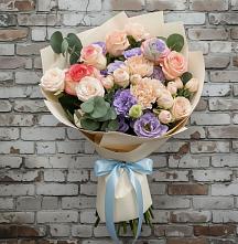 Букет цветов из:  Розы, Лизиантусы и Гвоздики в Дубровский